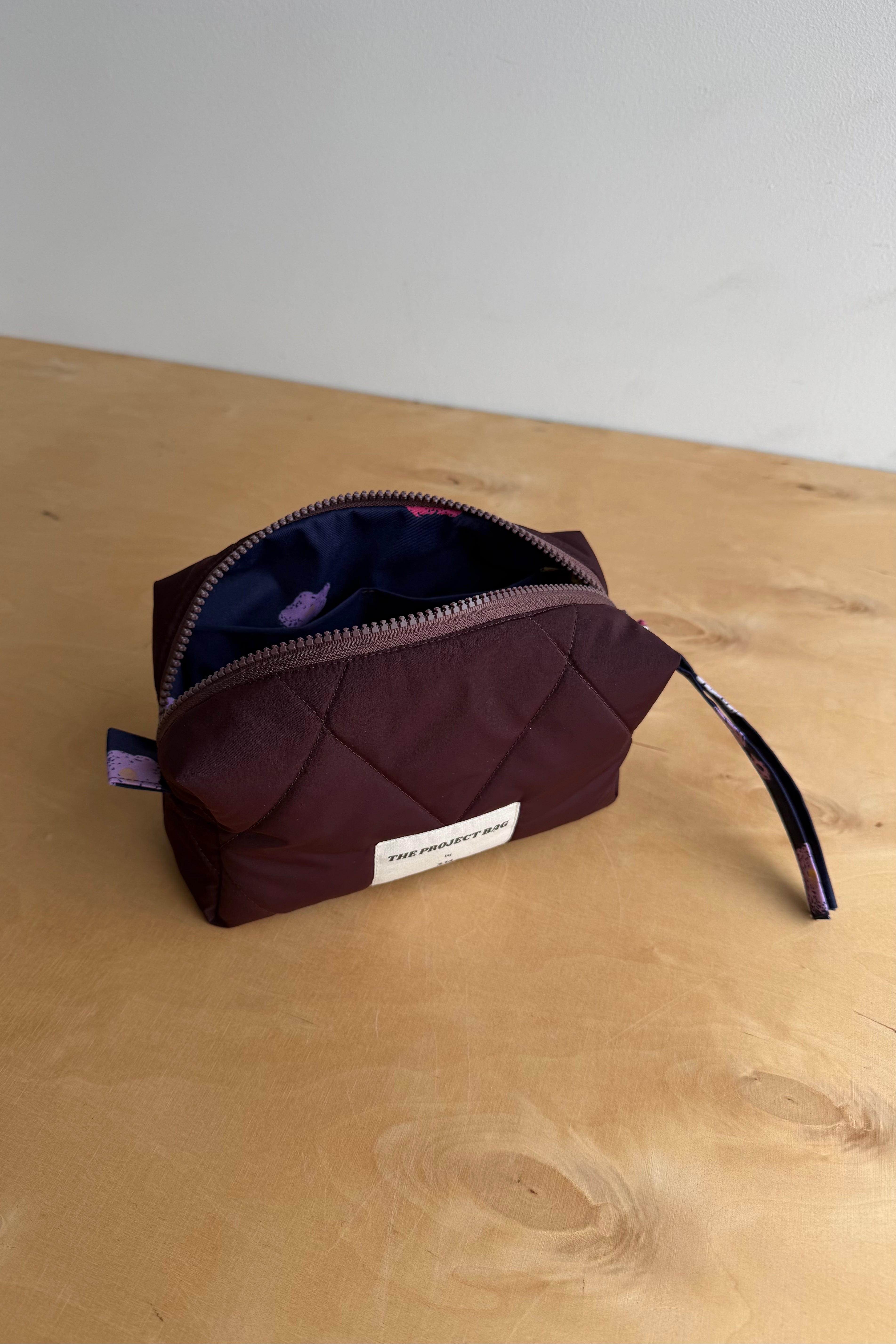 MILKY WAY boxy zipper pouch