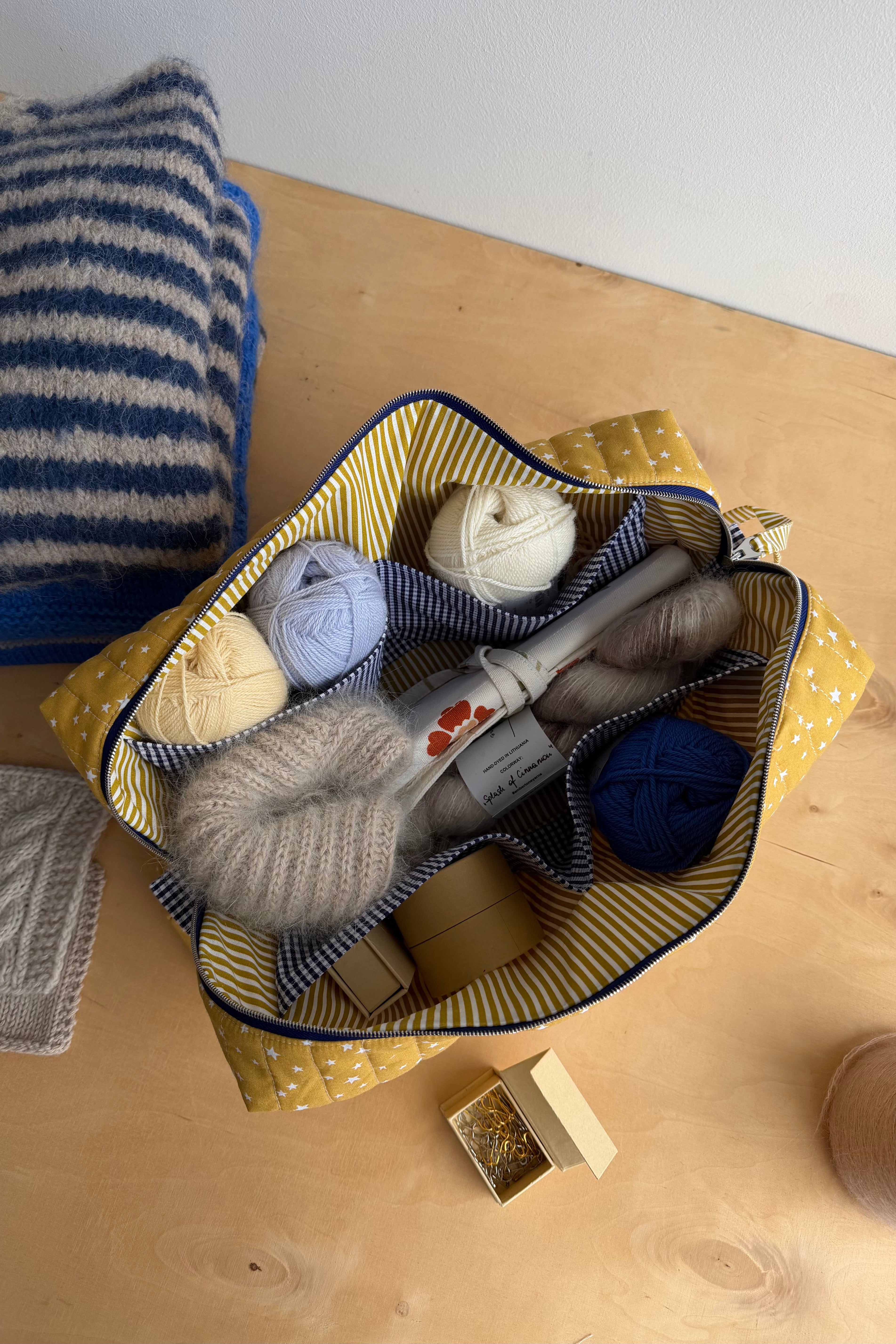 MIDNIGHT boxy toiletry bag