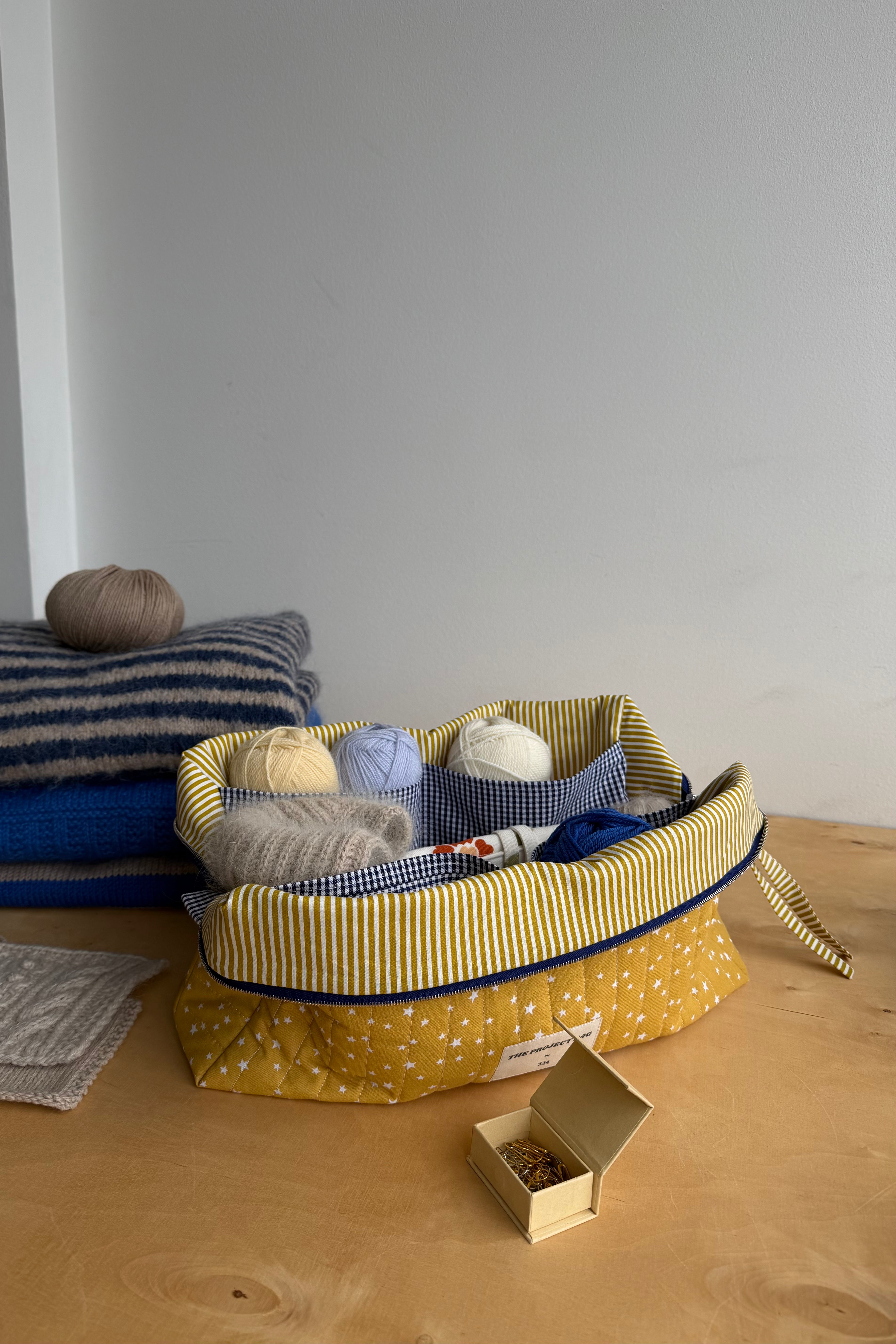 MIDNIGHT boxy toiletry bag