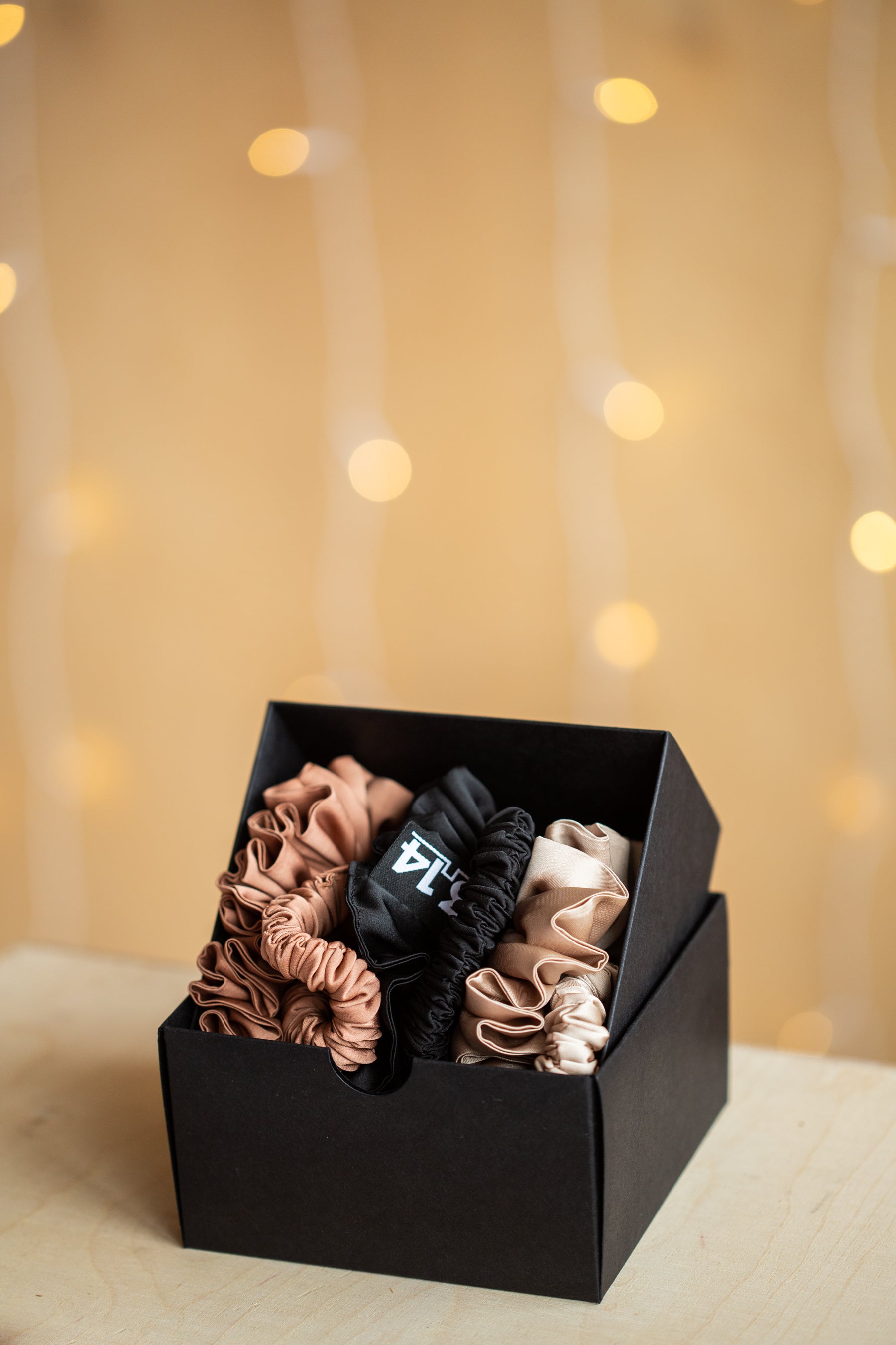 SILKY SMOOTH FULL scrunchies gift set