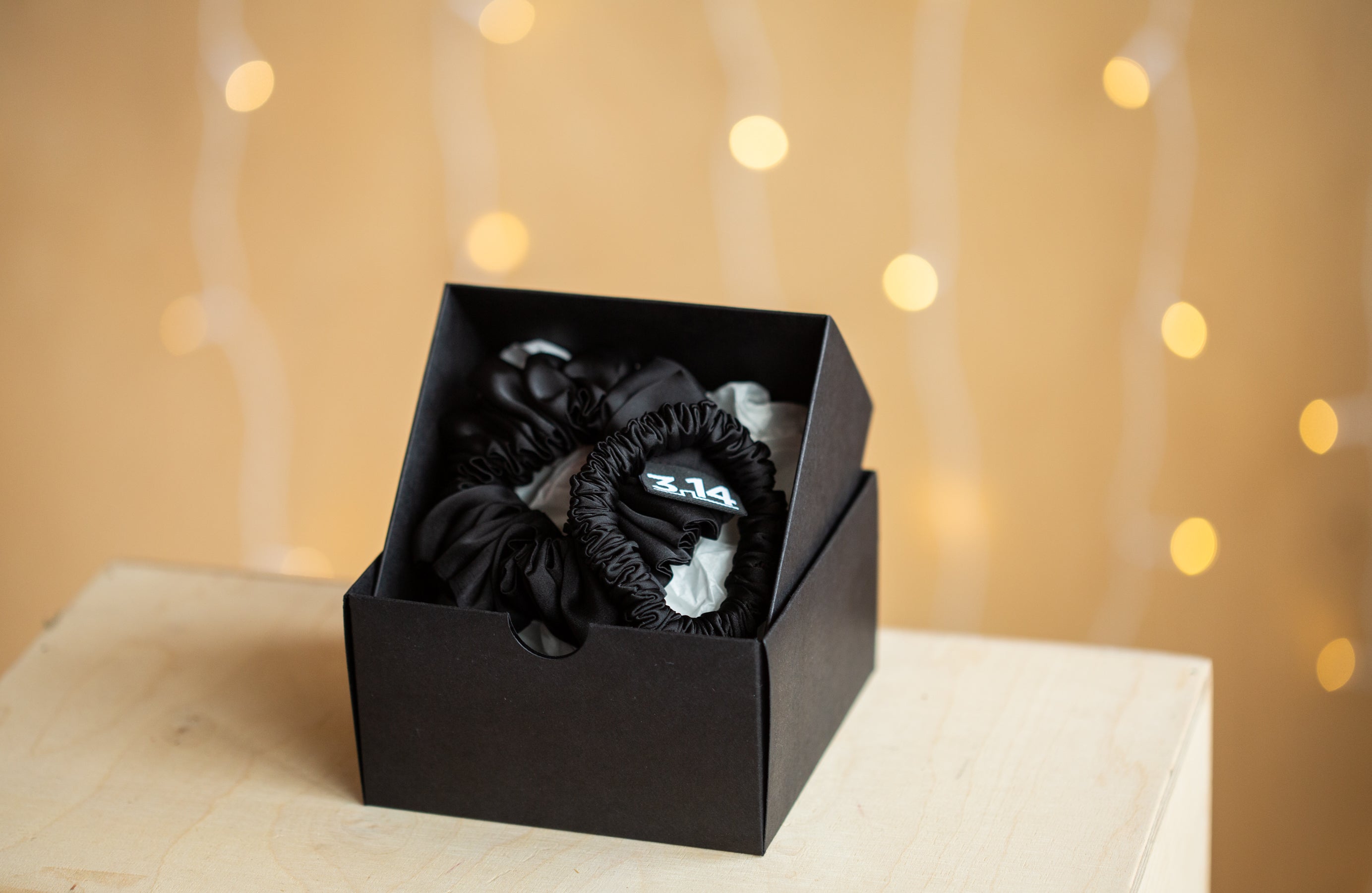 SILKY SMOOTH scrunchies gift set